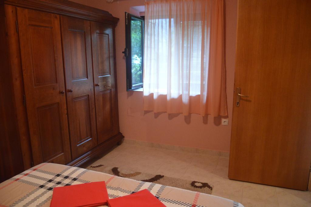 Apartments Bucin كوتور المظهر الخارجي الصورة